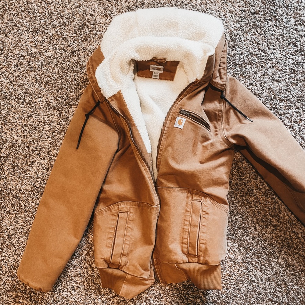Women’s carhartt jacket